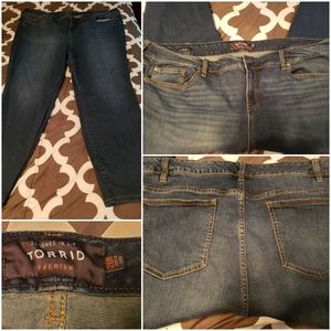 Torrid premium stretch skinny jeans